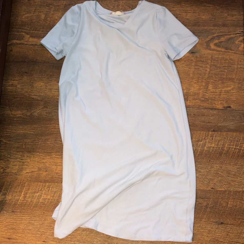 Blue Back Revealing Juniors Dress